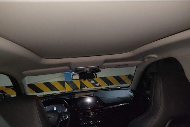 Used CHANGAN OSHAN X5 2021 1.5T DCT Prestige Edition Headliner