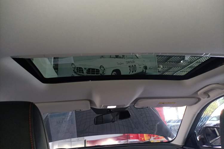 Used CHANGAN OSHAN X5 2021 1.6L CVT Luxury Model Headliner