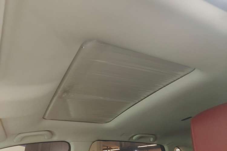 Used CHANGAN OSHAN X5 2021 Revised Version 1.5T DCT Luxury Edition Headliner