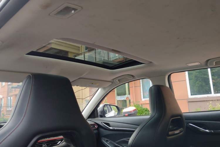 Used CHANGAN OSHAN X5 2021 1.6L CVT Luxury Model Headliner