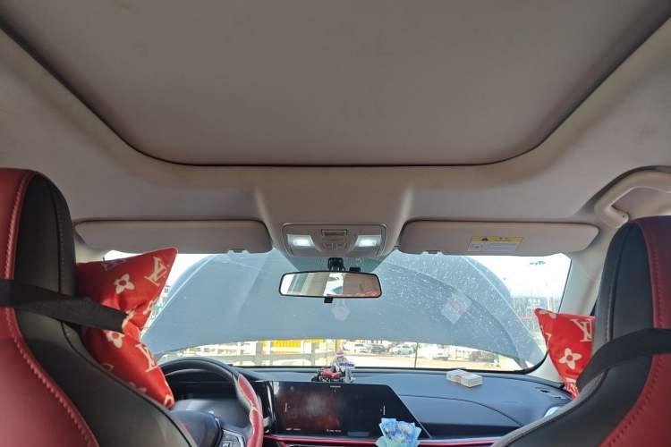 Used CHANGAN OSHAN X5 2021 1.5T DCT Prestige Edition Headliner