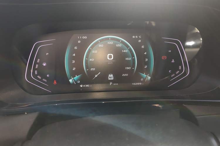 Used CHANGAN OSHAN X5 2021 1.5T DCT Prestige Edition Instrument Cluster