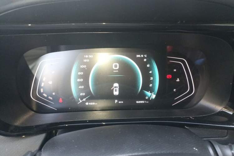 Used CHANGAN OSHAN X5 2021 1.6L CVT Luxury Model Instrument Cluster