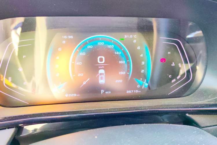 Used CHANGAN OSHAN X5 2021 1.6L CVT Luxury Model Instrument Cluster