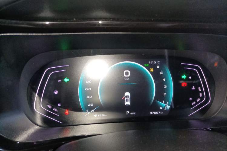 Used CHANGAN OSHAN X5 2021 1.6L CVT Luxury Model Instrument Cluster