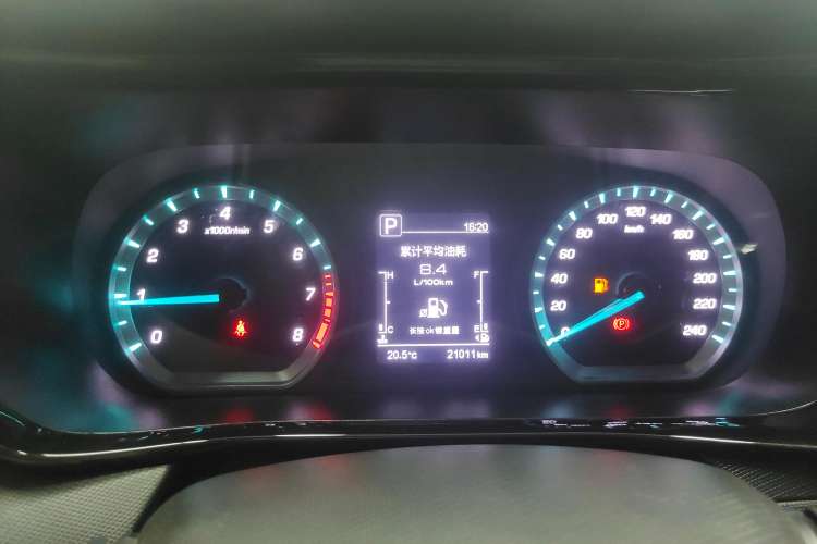 Used CHANGAN OSHAN X5 2021 Revised Version 1.5T DCT Luxury Edition Instrument Cluster