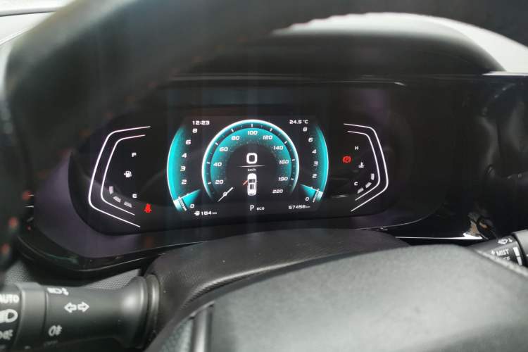 Used CHANGAN OSHAN X5 2021 1.5T DCT Prestige Edition Instrument Cluster