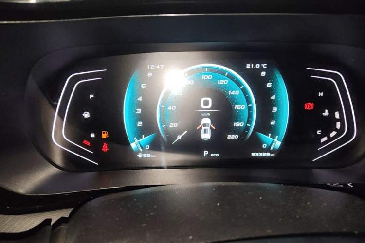 Used CHANGAN OSHAN X5 2021 1.5T DCT Prestige Edition Instrument Cluster