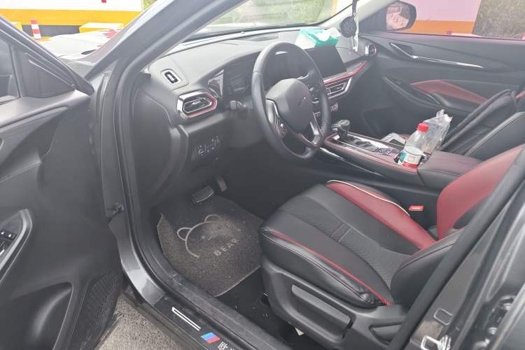Used CHANGAN OSHAN X5 2021 Revised Version 1.5T DCT Luxury Edition Interior 3