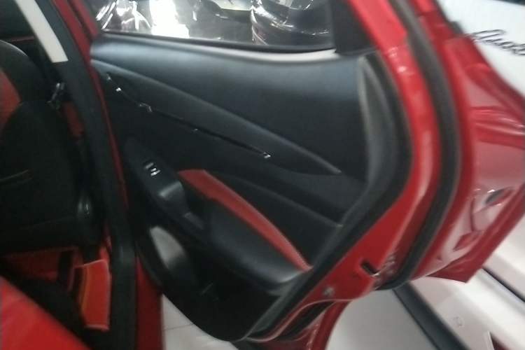 Used CHANGAN OSHAN X5 2021 1.5T DCT Flagship Edition Interior 4