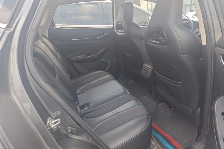 Used CHANGAN OSHAN X5 2021 1.5T DCT Flagship Edition Interior 8