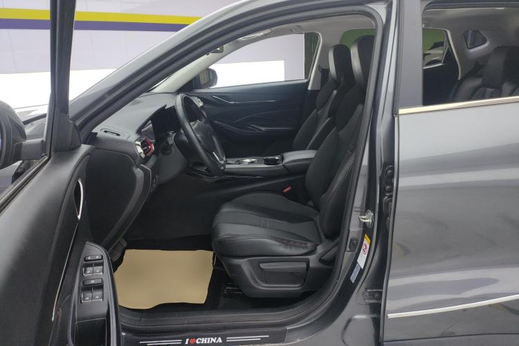 Used CHANGAN OSHAN X5 2021 1.5T DCT Prestige Edition Left Front Seat
