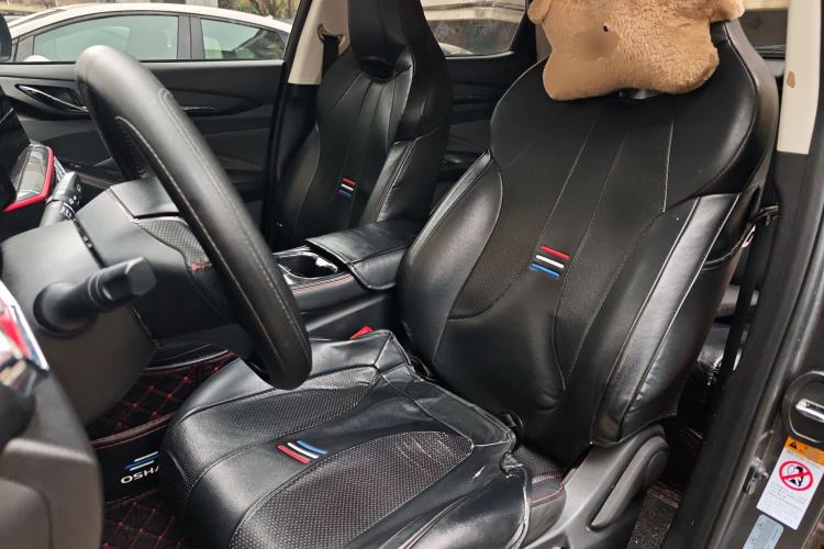 Used CHANGAN OSHAN X5 2021 1.6L CVT Luxury Model Left Front Seat