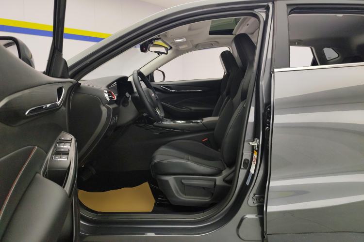 Used CHANGAN OSHAN X5 2021 1.6L CVT Luxury Model Left Front Seat