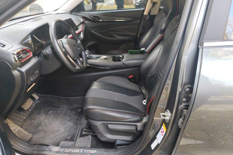 Used CHANGAN OSHAN X5 2021 1.5T DCT Prestige Edition Left Front Seat
