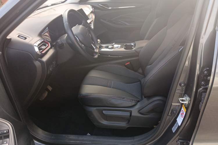 Used CHANGAN OSHAN X5 2021 1.6L CVT Luxury Model Left Front Seat