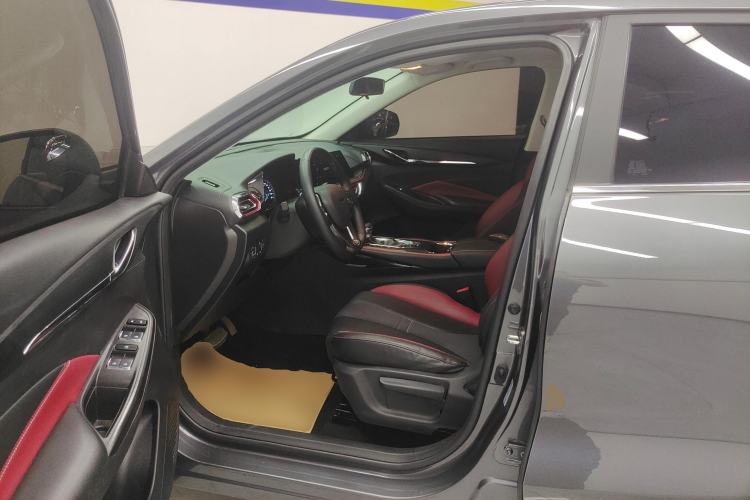 Used CHANGAN OSHAN X5 2021 Revised Version 1.5T DCT Luxury Edition Left Front Seat