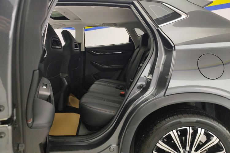 Used CHANGAN OSHAN X5 2021 1.6L CVT Luxury Model Left Rear Seat