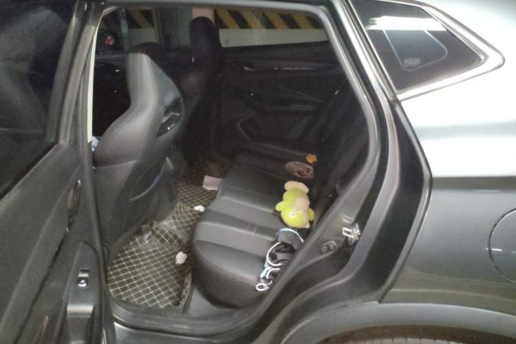 Used CHANGAN OSHAN X5 2021 1.5T DCT Prestige Edition Left Rear Seat