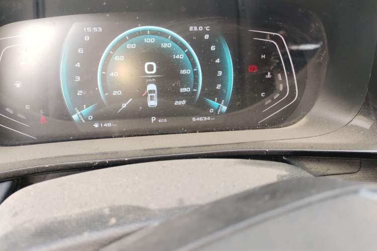 Used CHANGAN OSHAN X5 2021 1.5T DCT Prestige Edition Odometer Close Up