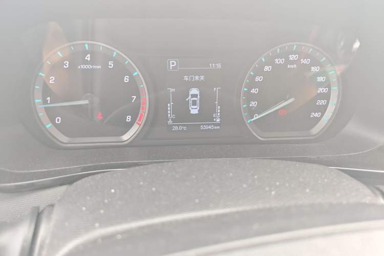 Used CHANGAN OSHAN X5 2021 Revised Version 1.5T DCT Luxury Edition Odometer Close Up