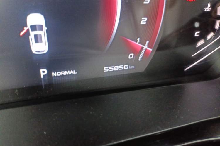 Used CHANGAN OSHAN X5 2021 1.6L CVT Luxury Model Odometer Close Up