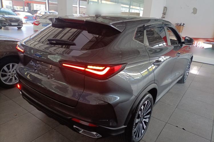 Used CHANGAN OSHAN X5 2021 1.6L CVT Luxury Model Rear Right 45 Deg