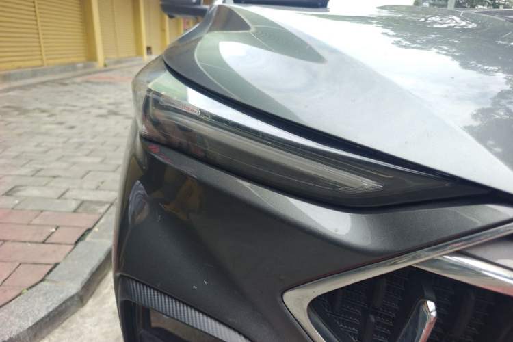 Used CHANGAN OSHAN X5 2021 1.5T DCT Flagship Edition Right Front Headlight