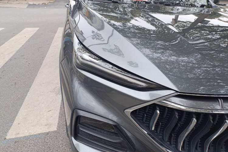 Used CHANGAN OSHAN X5 2021 1.6L CVT Luxury Model Right Front Headlight