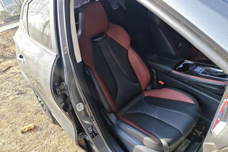 Used CHANGAN OSHAN X5 2021 Revised Version 1.5T DCT Luxury Edition Right Front Seat