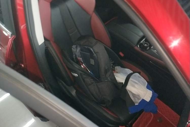 Used CHANGAN OSHAN X5 2021 1.5T DCT Flagship Edition Right Front Seat