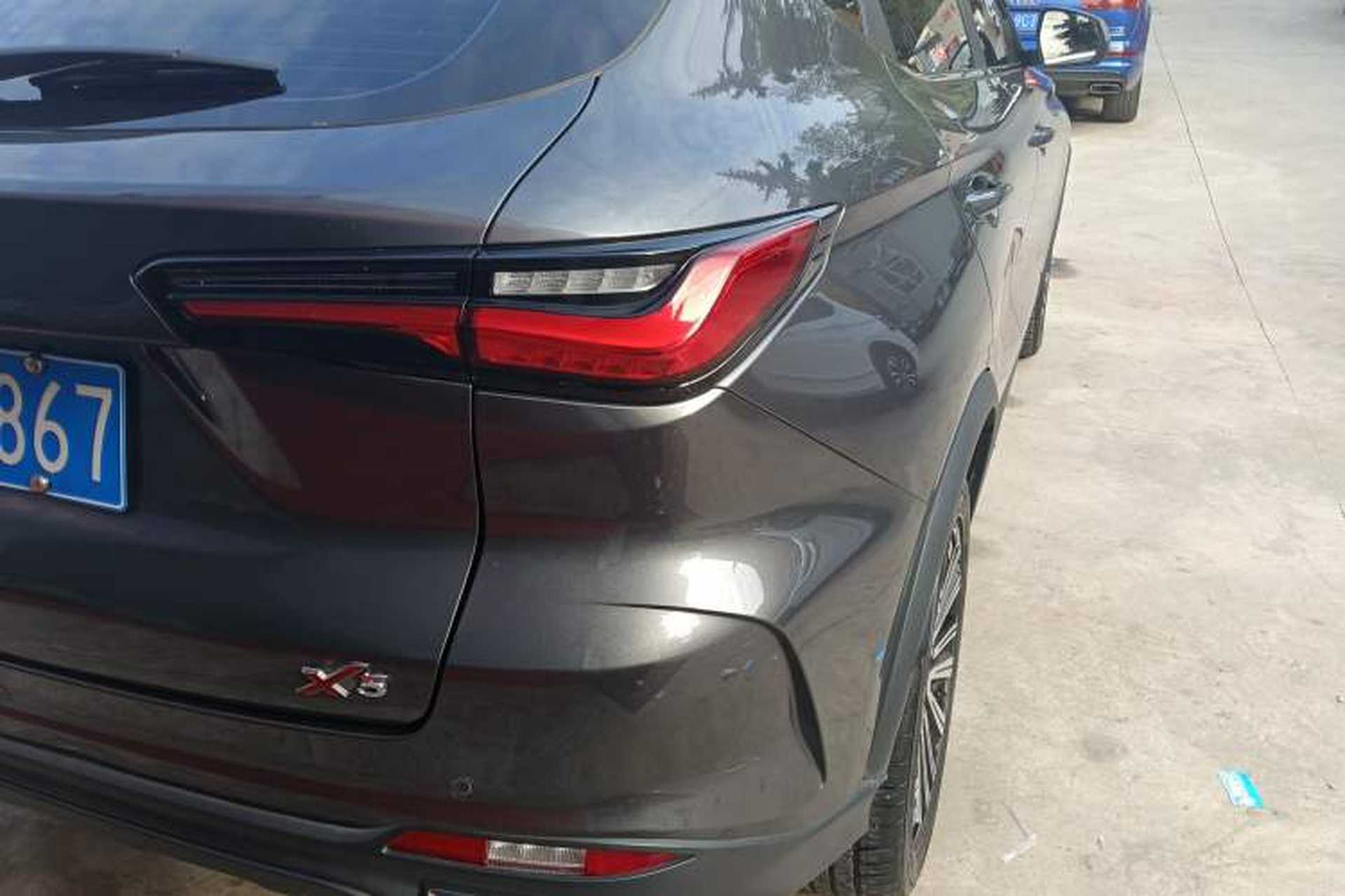Used CHANGAN OSHAN X5 2021 1.6L CVT Luxury Model Right Rear Taillight