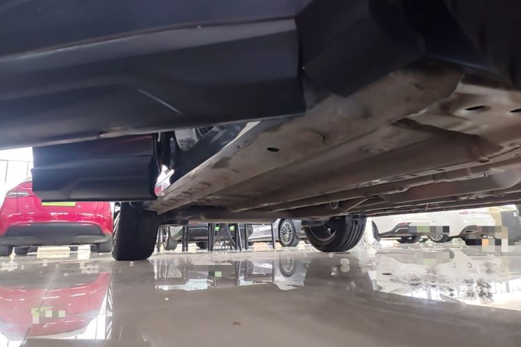 Used CHANGAN OSHAN X5 2021 1.5T DCT Prestige Edition Right Side Sill