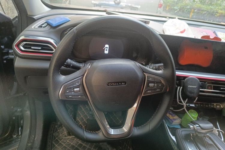 Used CHANGAN OSHAN X5 2021 1.6L CVT Luxury Version Steering Wheel
