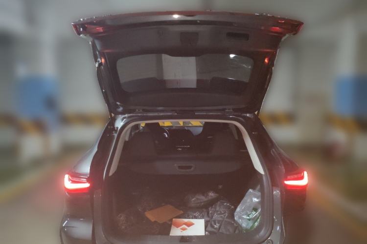 Used CHANGAN OSHAN X5 2021 1.5T DCT Prestige Edition Trunk
