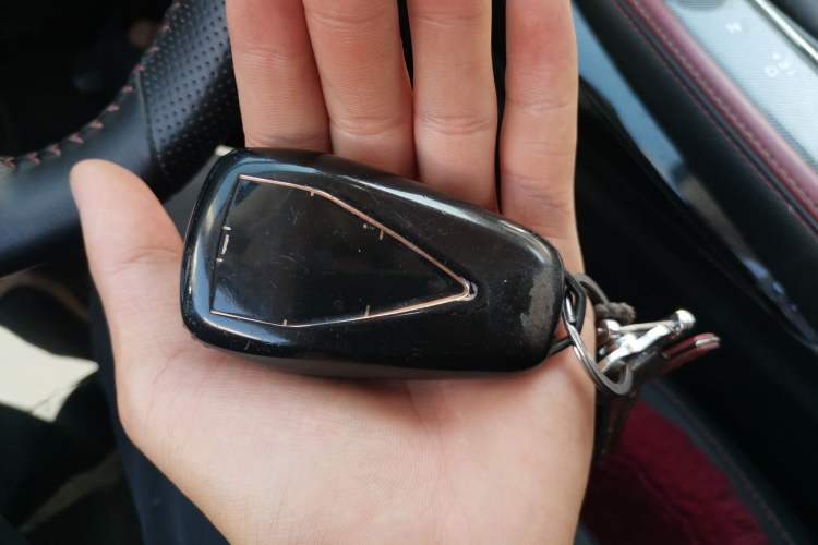 Used CHANGAN OSHAN X5 2021 1.5T DCT Prestige Edition Vehicle Key