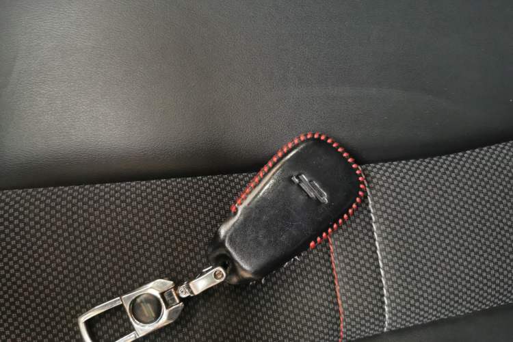 Used CHANGAN OSHAN X5 2021 1.5T DCT Prestige Edition Vehicle Key