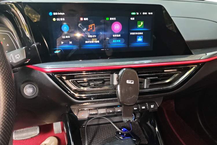Used CHANGAN OSHAN X5 2021 1.5T DCT Flagship Edition Audio And AC Panel