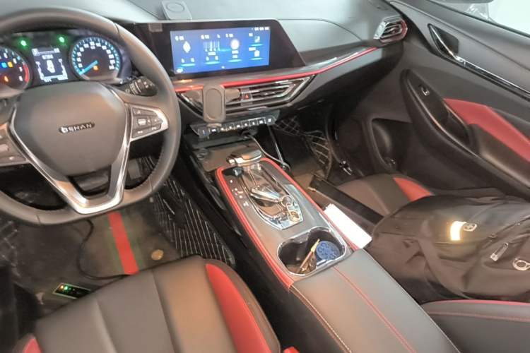 Used CHANGAN OSHAN X5 2021 Revised Version 1.5T DCT Luxury Edition Audio And AC Panel