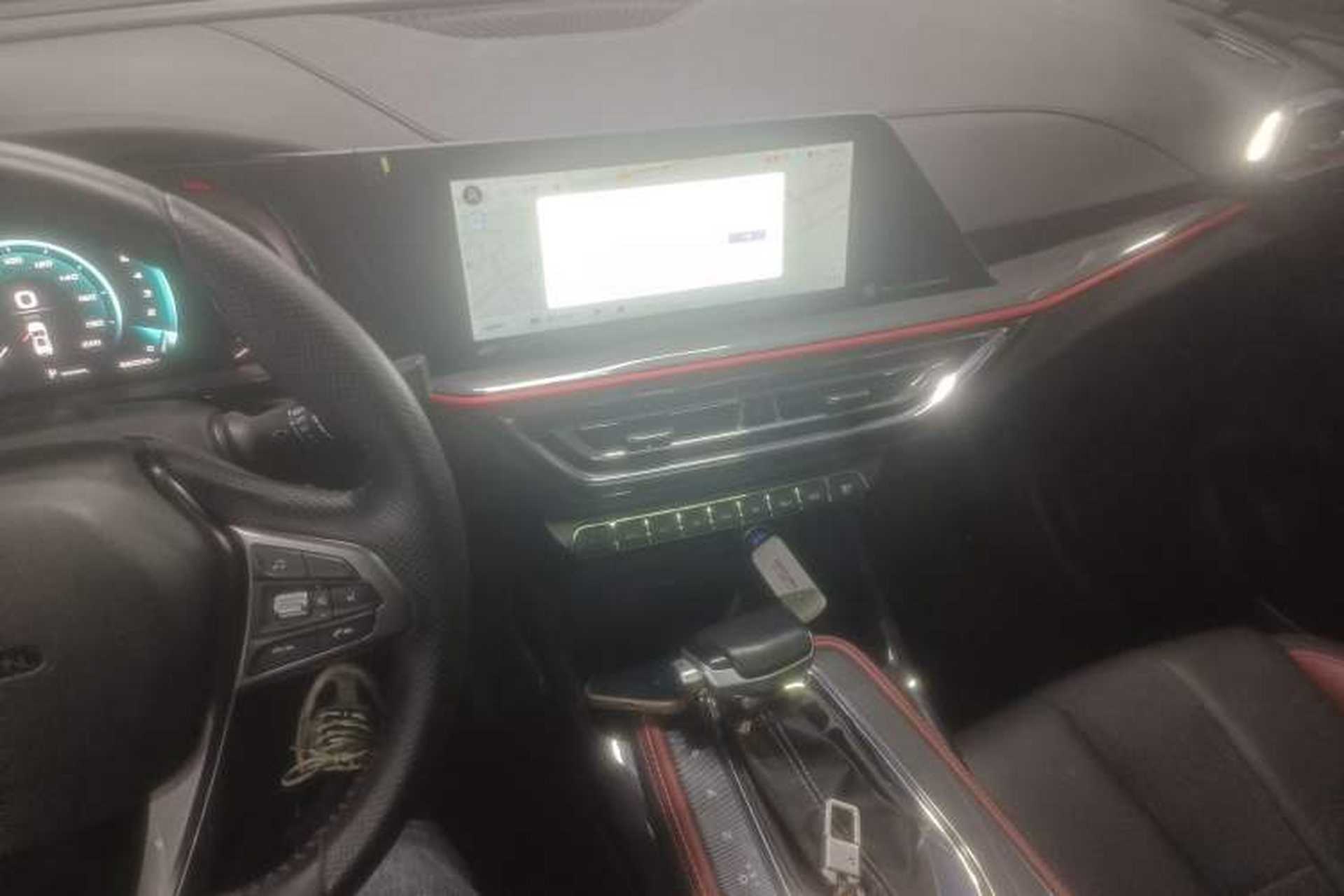 Used CHANGAN OSHAN X5 2021 1.5T DCT Prestige Edition Audio And AC Panel