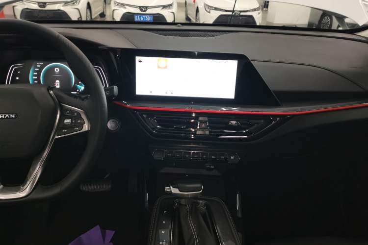 Used CHANGAN OSHAN X5 2021 1.5T DCT Flagship Edition Audio And AC Panel