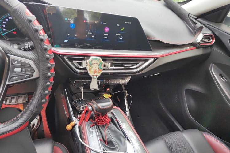 Used CHANGAN OSHAN X5 2021 Revised Version 1.5T DCT Luxury Edition Audio And AC Panel