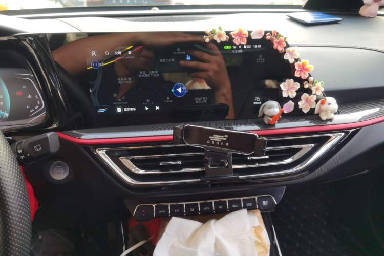Used CHANGAN OSHAN X5 2021 1.6L CVT Flagship Model Audio And AC Panel
