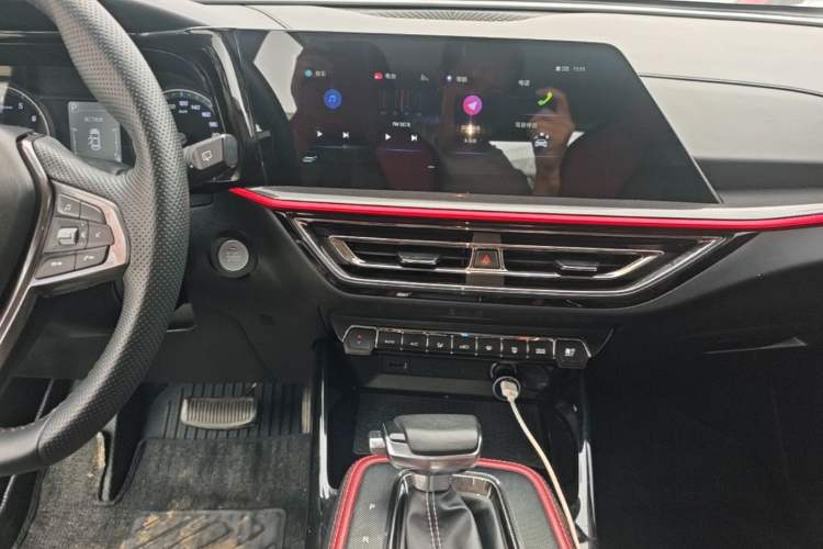 Used CHANGAN OSHAN X5 2021 Revised Version 1.5T DCT Luxury Edition Audio And AC Panel