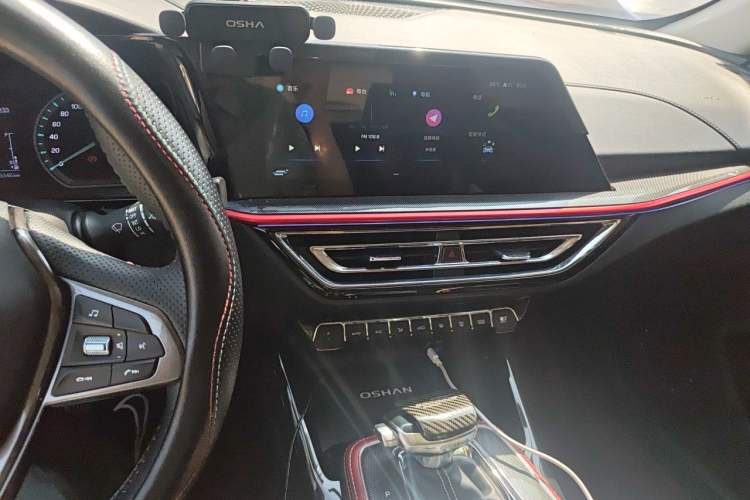 Used CHANGAN OSHAN X5 2021 Revised Version 1.5T DCT Luxury Edition Audio And AC Panel