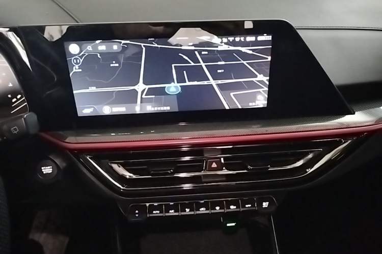 Used CHANGAN OSHAN X5 2021 1.6L CVT Luxury Model Audio And AC Panel
