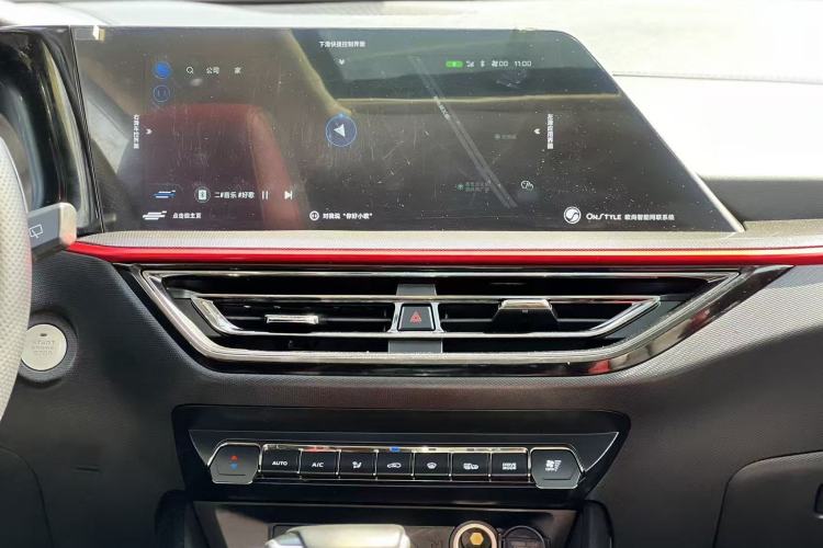 Used CHANGAN OSHAN X5 2021 1.5T DCT Prestige Edition Audio And AC Panel