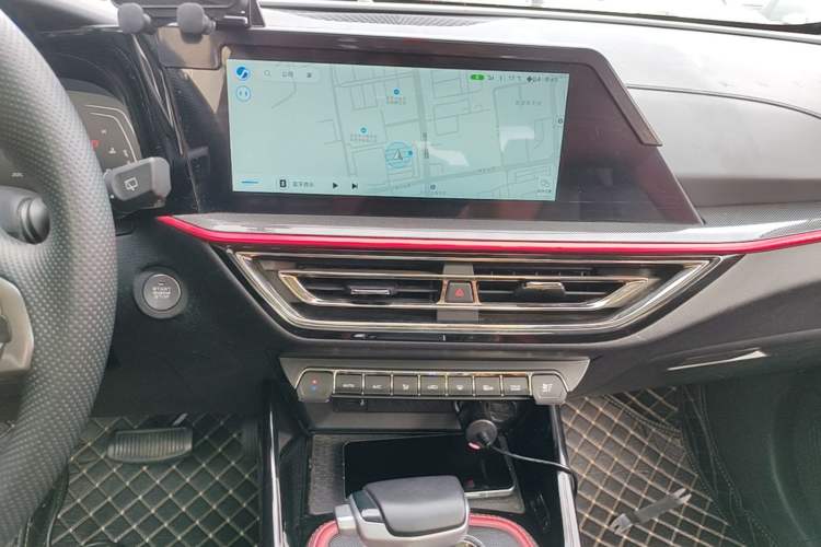 Used CHANGAN OSHAN X5 2021 1.5T DCT Prestige Edition Audio And AC Panel