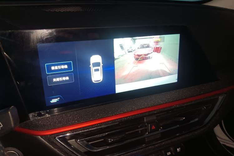 Used CHANGAN OSHAN X5 2021 Revised Version 1.5T DCT Luxury Edition Audio And AC Panel