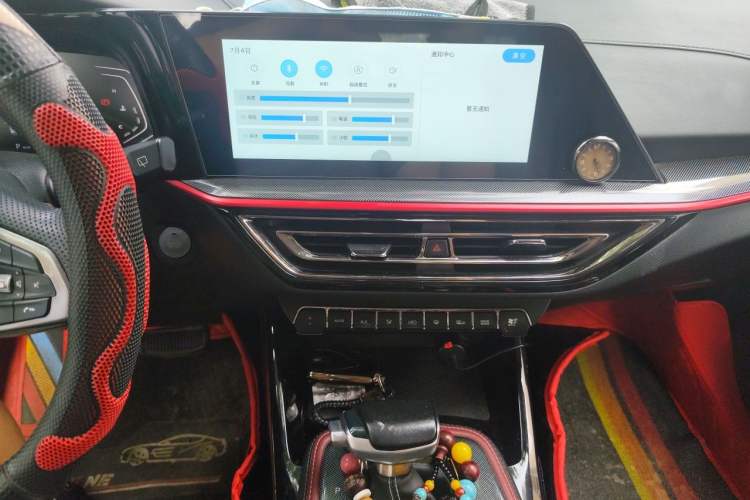 Used CHANGAN OSHAN X5 2021 1.5T DCT Luxury Edition Audio And AC Panel